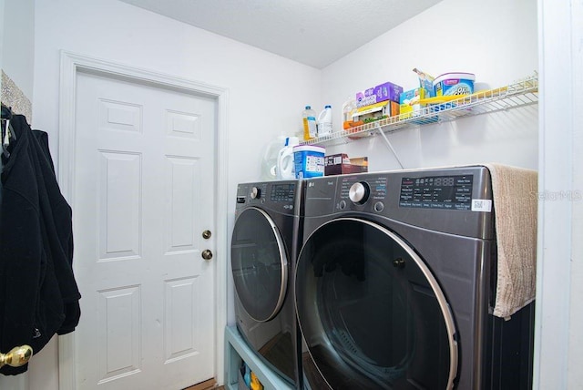 572 Sparrow Branch Cir, Saint Johns, FL 32259 - washroom with washing machine and dryer