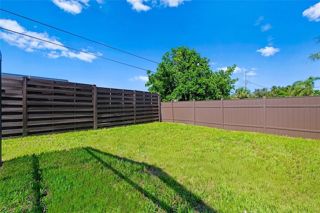 3136 Webber St, Sarasota, FL 34239 - view of yard