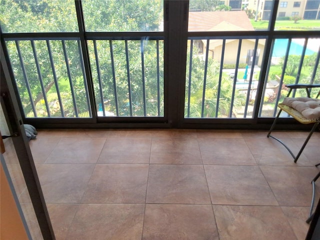 515 30th Ave W Unit H401, Bradenton, FL 34205 - view of unfurnished sunroom