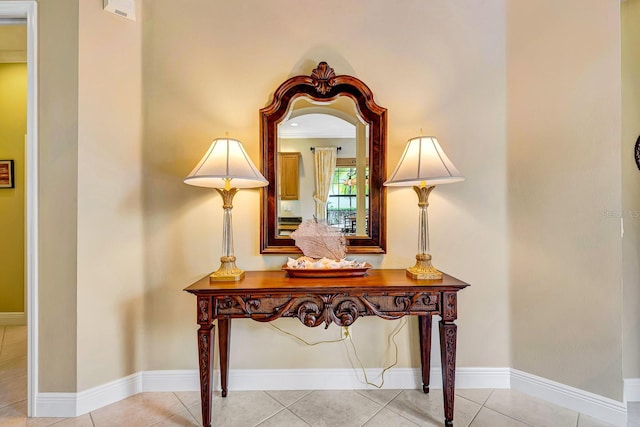 7314 Wexford Ct, Lakewood Ranch, FL 34202 - detailed view of baseboards