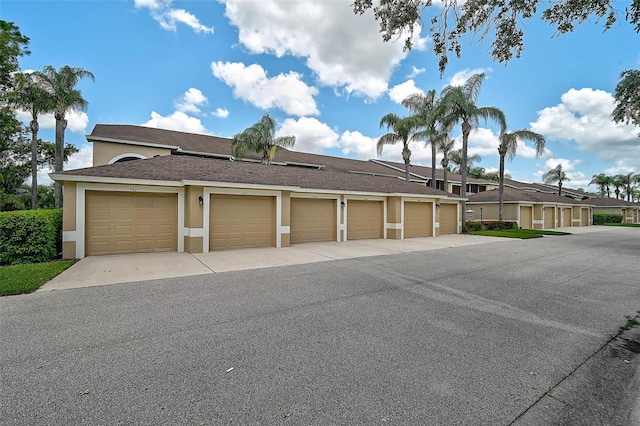 5240 Hyland Hills Ave Unit 1425, Sarasota, FL 34241 - view of garage