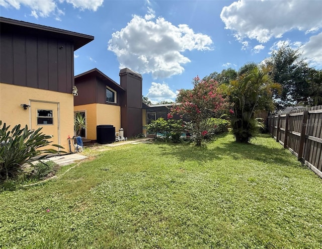 1502 Georgetowne Ln, Sarasota, FL 34232 - view of yard