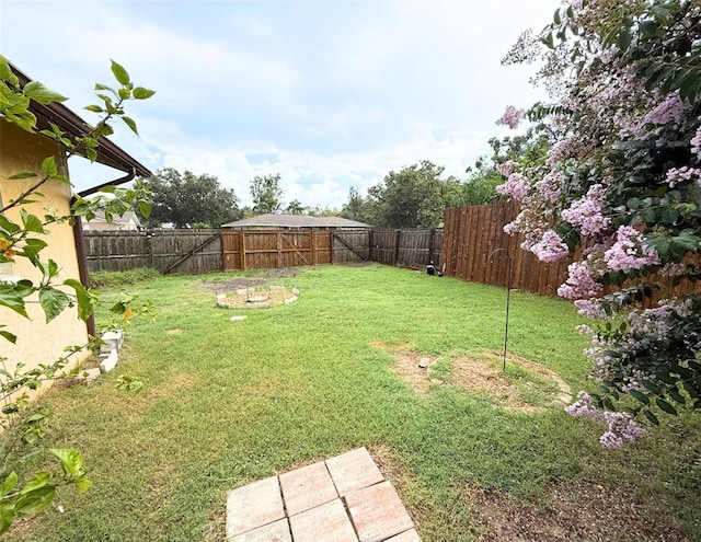 1502 Georgetowne Ln, Sarasota, FL 34232 - view of fenced backyard