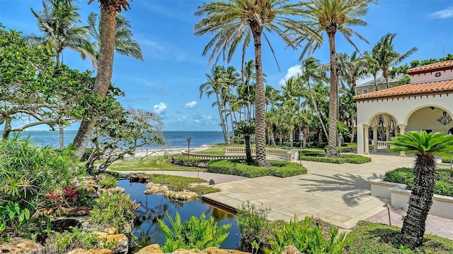 4423 Bay Shore Rd, Sarasota, FL 34234 - view of property's community