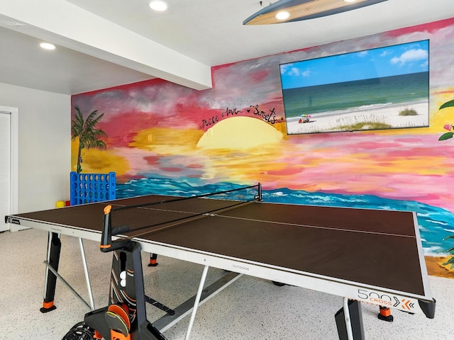 544 Canal Rd, Sarasota, FL 34242 - recreation room with speckle patterned floor and recessed lighting