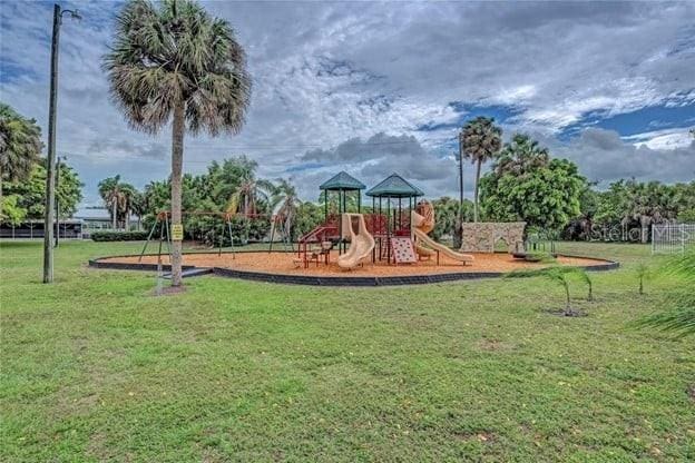 6439 Lafayette Rd, Bradenton, FL 34207 - communal playground with a yard