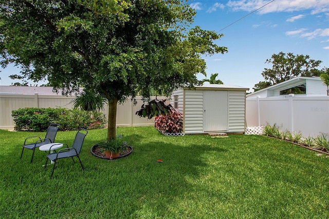 1907 76th St NW, Bradenton, FL 34209 - fenced backyard featuring a storage shed