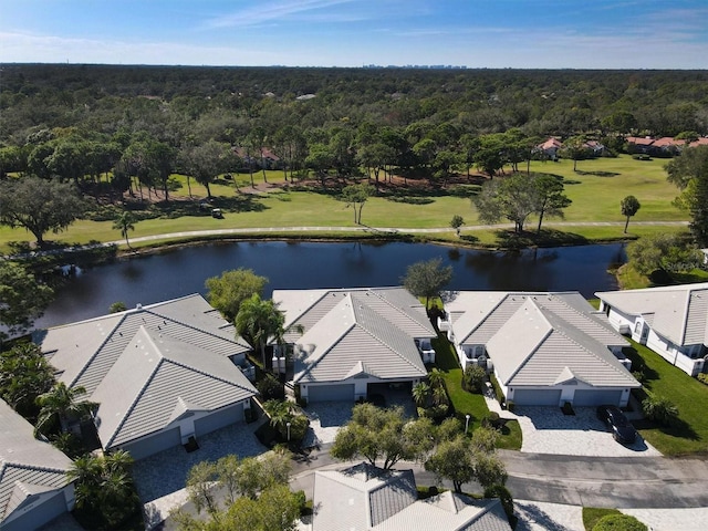 5662 Long Common Cir Unit 8, Sarasota, FL 34235 - photo 4