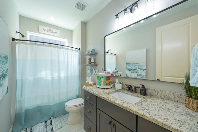 636 Meadow Lake Dr, Freeport, FL 32439 - bathroom with vanity and a shower with curtain