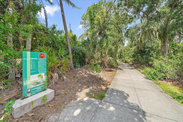 5427 Napa Dr, Sarasota, FL 34243 - surrounding community