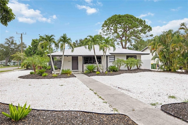 2105 Hibiscus St, Sarasota, FL 34239 - photo 2