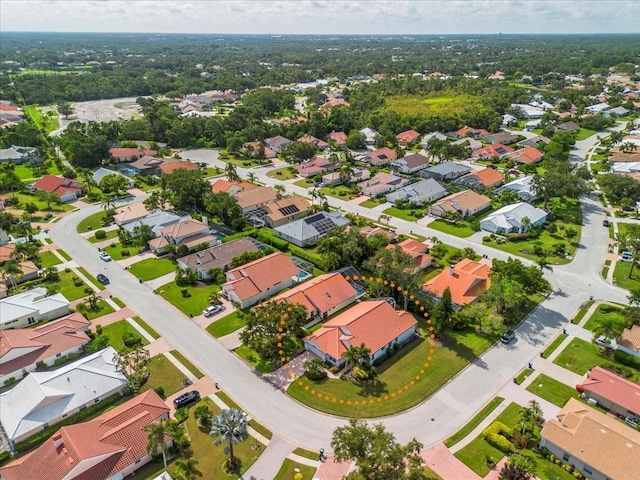 5814 Fairwoods Cir, Sarasota, FL 34243 - photo 3