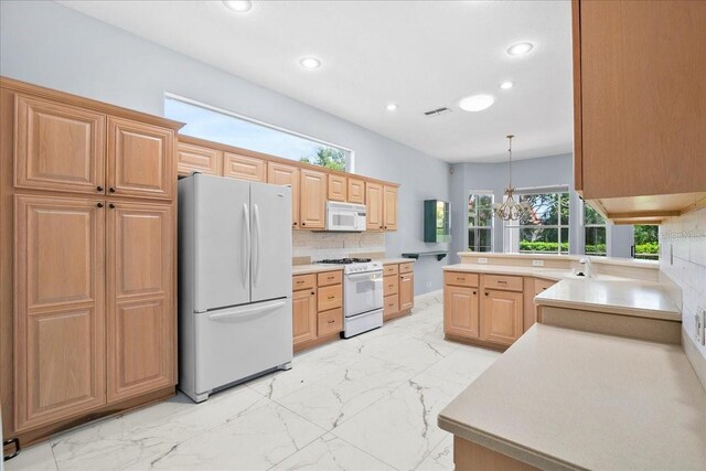5814 Fairwoods Cir, Sarasota, FL 34243 - photo 12
