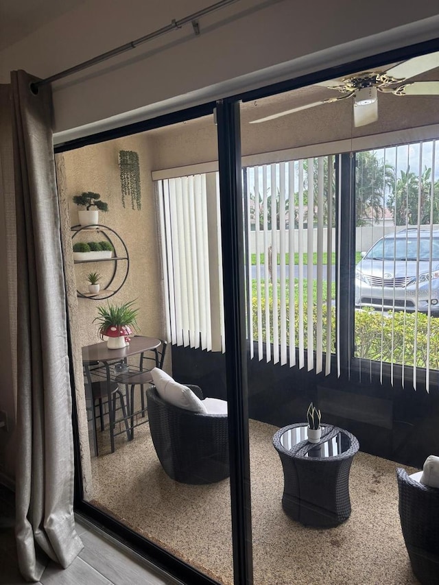 5689 Gardens Dr, Sarasota, FL 34243 - photo 7