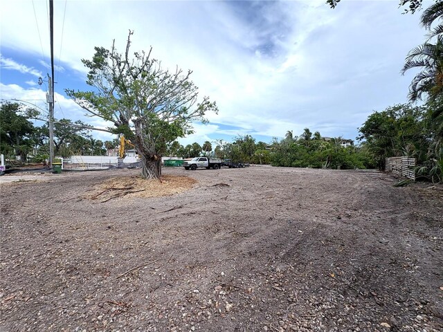 542 Freeling Dr, Sarasota, FL 34242