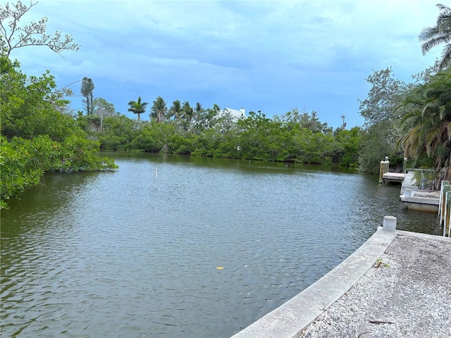 542 Freeling Dr, Sarasota, FL 34242