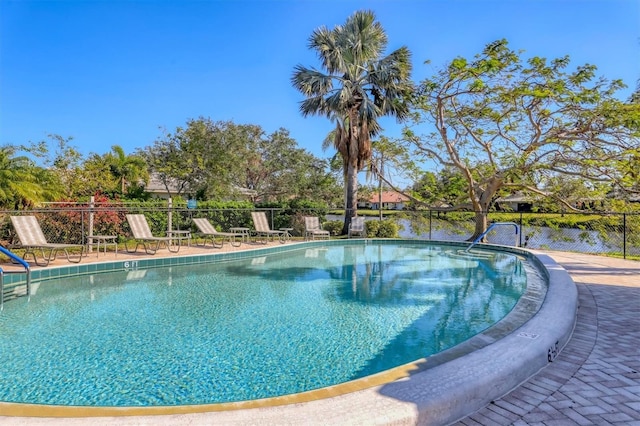 4001 Wilshire Cir E Unit 72, Sarasota, FL 34238 - view of community pool