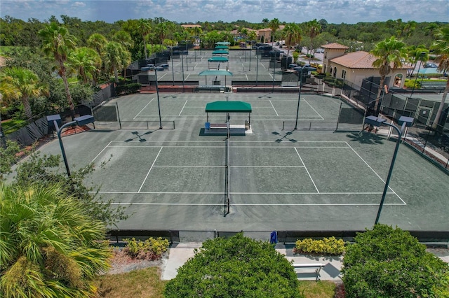 7121 River Hammock Dr Unit 102, Bradenton, FL 34212 - view of tennis court