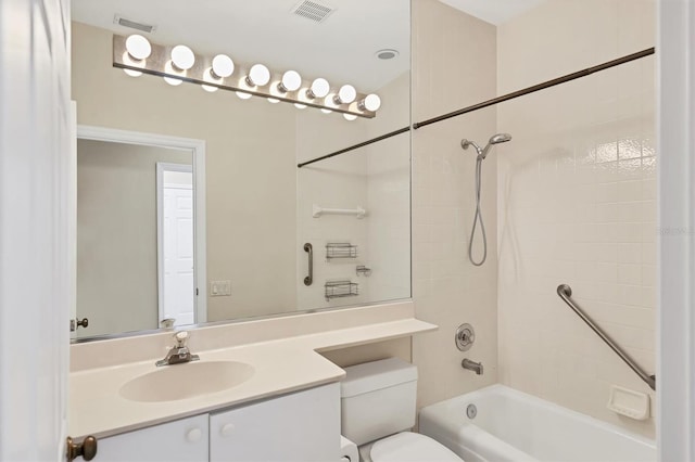 7960 Hampton Ct, University Park, FL 34201 - full bath with vanity and bathtub / shower combination
