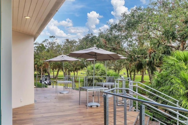 7960 Hampton Ct, University Park, FL 34201 - view of community
