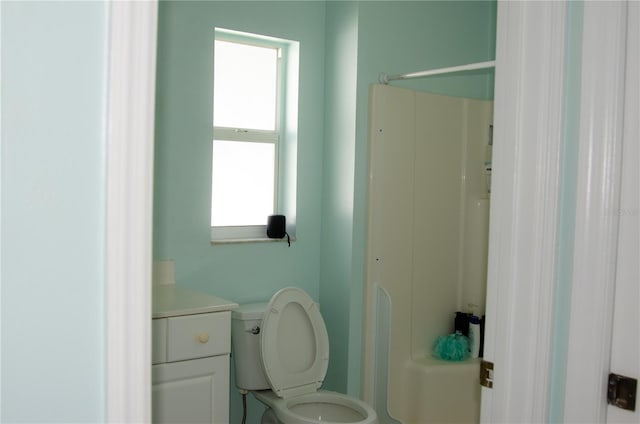 671 E Baffin Dr, Venice, FL 34293 - bathroom featuring vanity and toilet