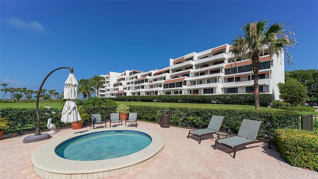 1485 Gulf Of Mexico Dr Unit 101, Longboat Key, FL 34228 - view of pool featuring a patio area