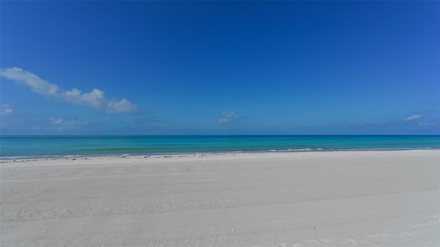 1485 Gulf Of Mexico Dr Unit 101, Longboat Key, FL 34228 - water view with nearby beach