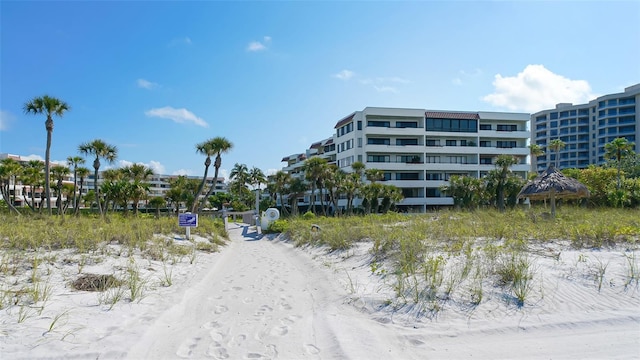 1485 Gulf Of Mexico Dr Unit 101, Longboat Key, FL 34228 - view of apartment building / complex