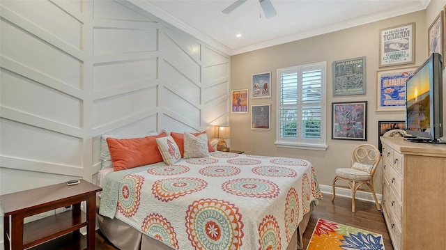 1114 Bearing Ct, Bradenton, FL 34208 - bedroom with wood finished floors, ornamental molding, a ceiling fan, and recessed lighting