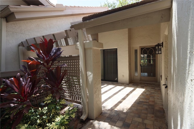 3376 Sandleheath Unit 9, Sarasota, FL 34235 - entrance to property with stucco siding