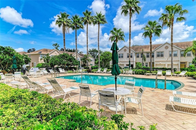 3934 Yellowstone Cir, Sarasota, FL 34233 - photo 2