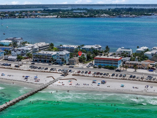 104 10th St S, Bradenton Beach, FL 34217