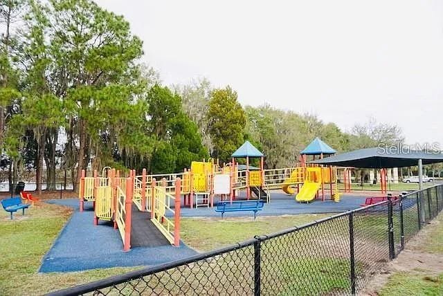 311 Cape Harbour Loop Unit 101, Bradenton, FL 34212 - view of community play area