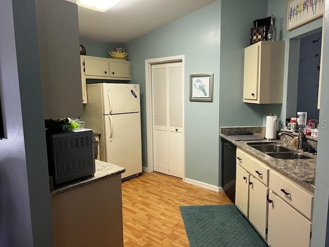 5564 Birdsong Ln, Bokeelia, FL 33922 - photo 3