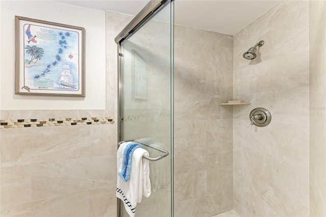4805 Gulf Of Mexico Dr Unit 105, Longboat Key, FL 34228 - bathroom with a shower stall