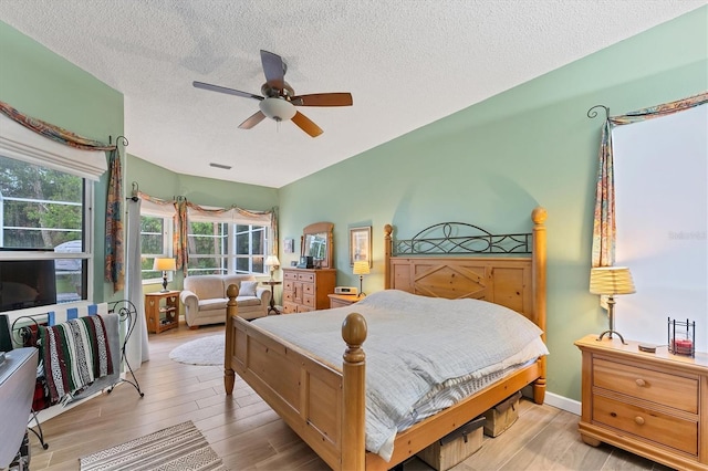4888 Winterhaven Dr, Sarasota, FL 34233 - photo 15