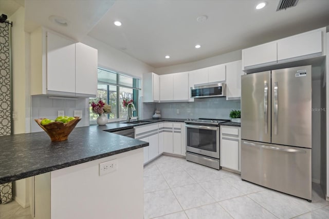 4662 Long Lake Dr, Sarasota, FL 34233 - photo 10