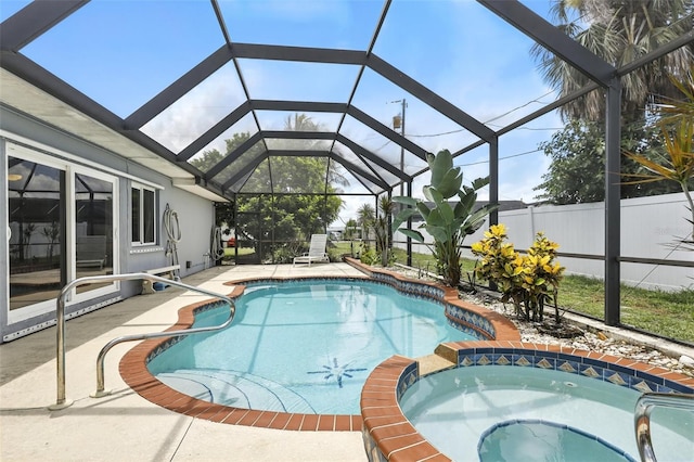 326 Mann Ave SE, Port Charlotte, FL 33952 - view of swimming pool with a patio, a pool with connected hot tub, and a lanai