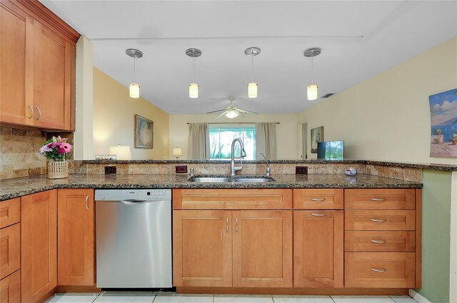 4339 Bowling Green Cir Unit 19, Sarasota, FL 34233 - photo 10