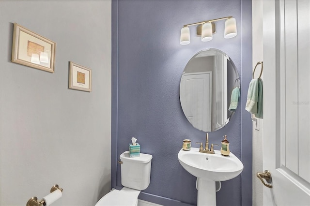 10347 Coastal Shores Dr, Parrish, FL 34219 - half bath with toilet and a sink