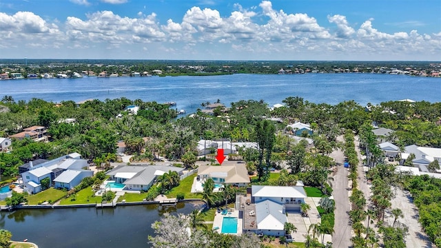 6962 Belgrave Dr, Sarasota, FL 34242 - aerial view of residential area featuring a large body of water