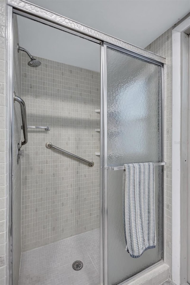 6962 Belgrave Dr, Sarasota, FL 34242 - full bath featuring a shower stall