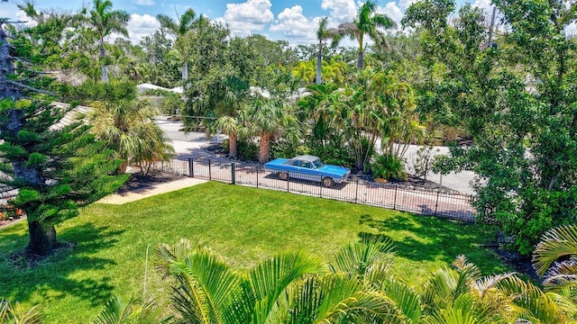 6962 Belgrave Dr, Sarasota, FL 34242 - view of yard