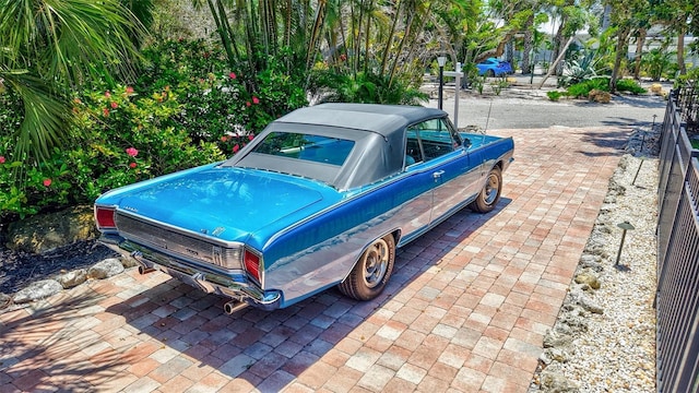 6962 Belgrave Dr, Sarasota, FL 34242 - view of parking / parking lot