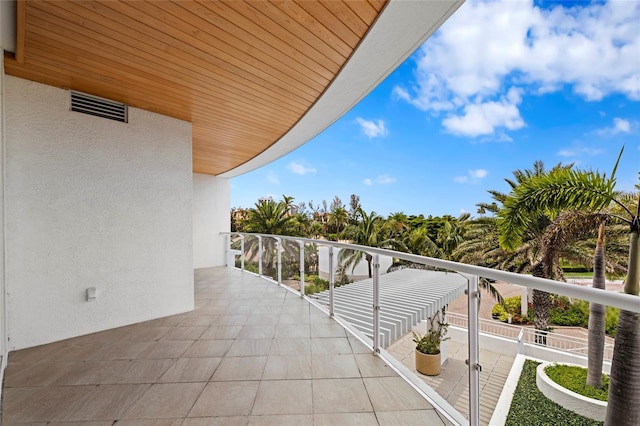 2251 Gulf Of Mexico Dr Unit 301, Longboat Key, FL 34228 - view of balcony