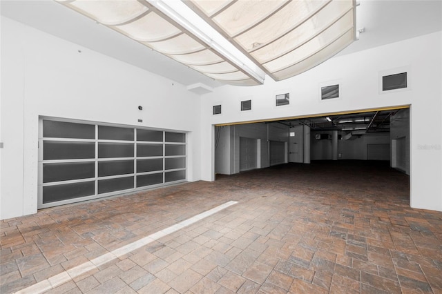 2251 Gulf Of Mexico Dr Unit 301, Longboat Key, FL 34228 - view of garage