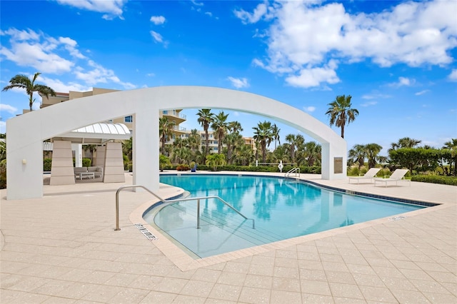 2251 Gulf Of Mexico Dr Unit 301, Longboat Key, FL 34228 - community pool with a patio area