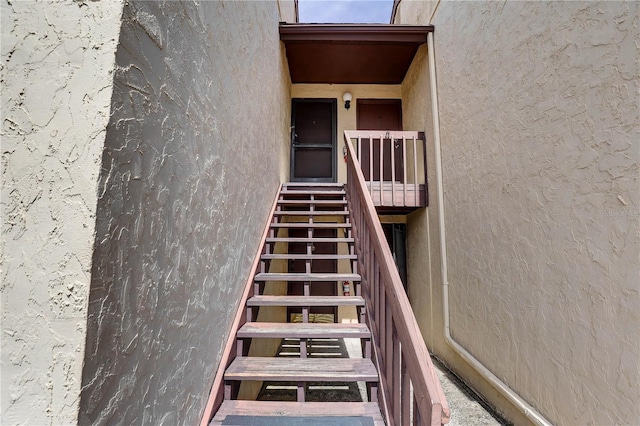 2716 Hidden Lake Blvd Unit C, Sarasota, FL 34237 - view of stairway