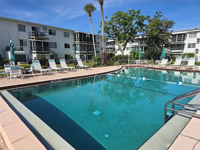 5850 Welcome Rd Unit J6, Bradenton, FL 34207 - view of community pool