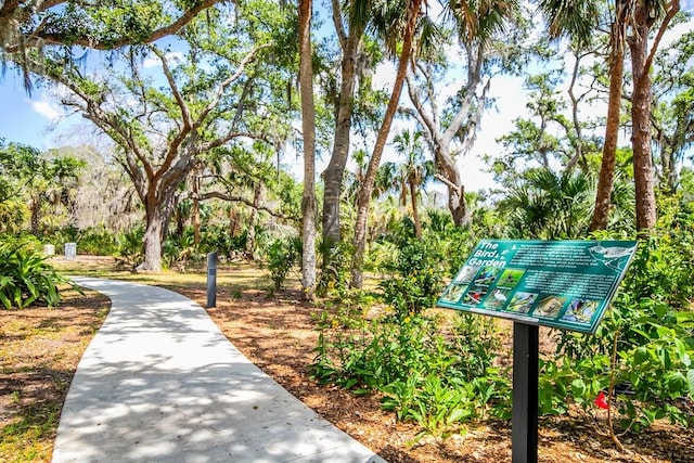 471 Park Trace Blvd, Osprey, FL 34229 - surrounding community with view of scattered trees